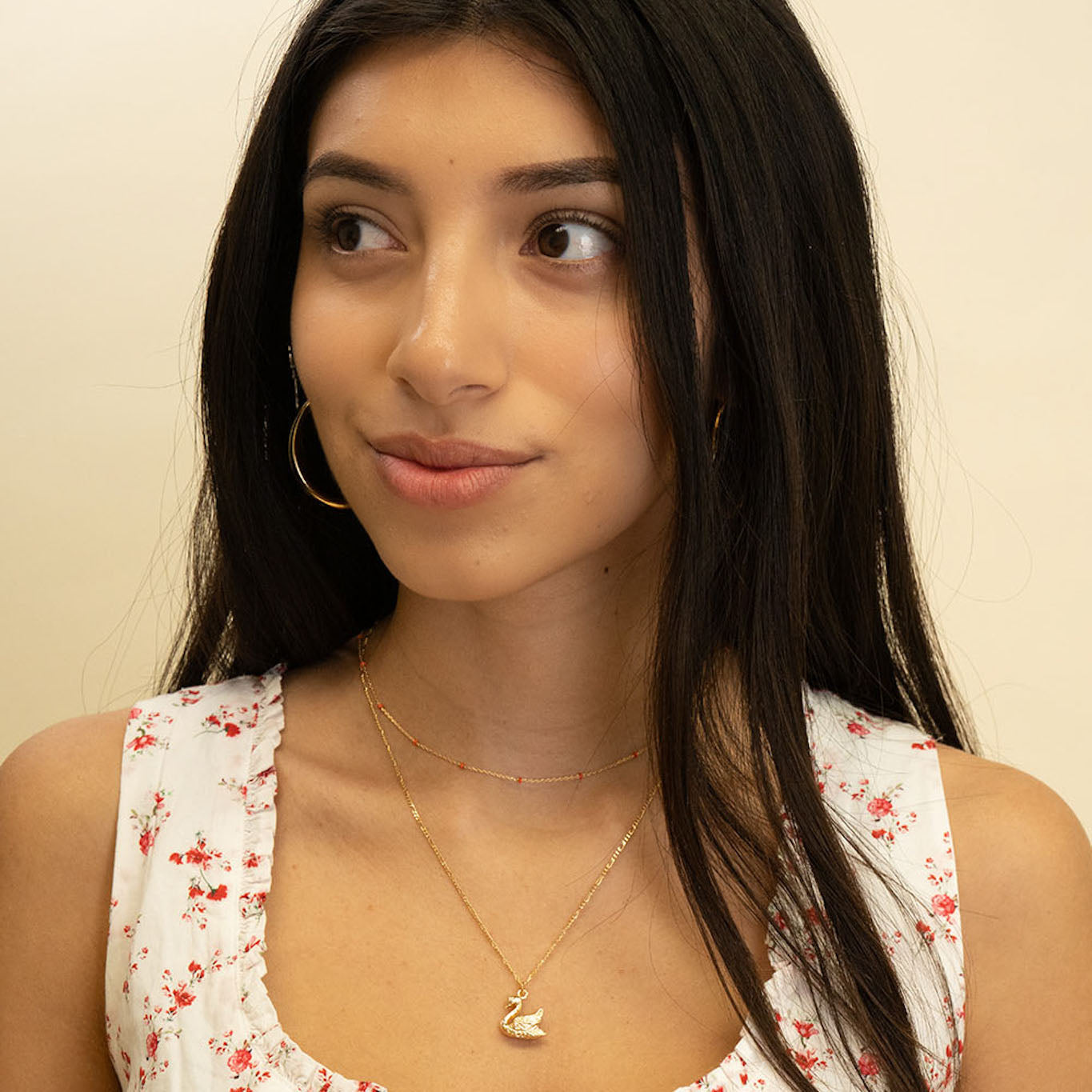 Swan necklace