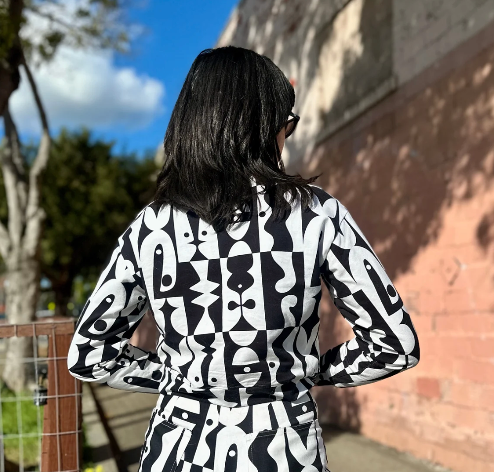 Illusions Track Top