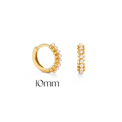 Pearl huggie earrings 10mm