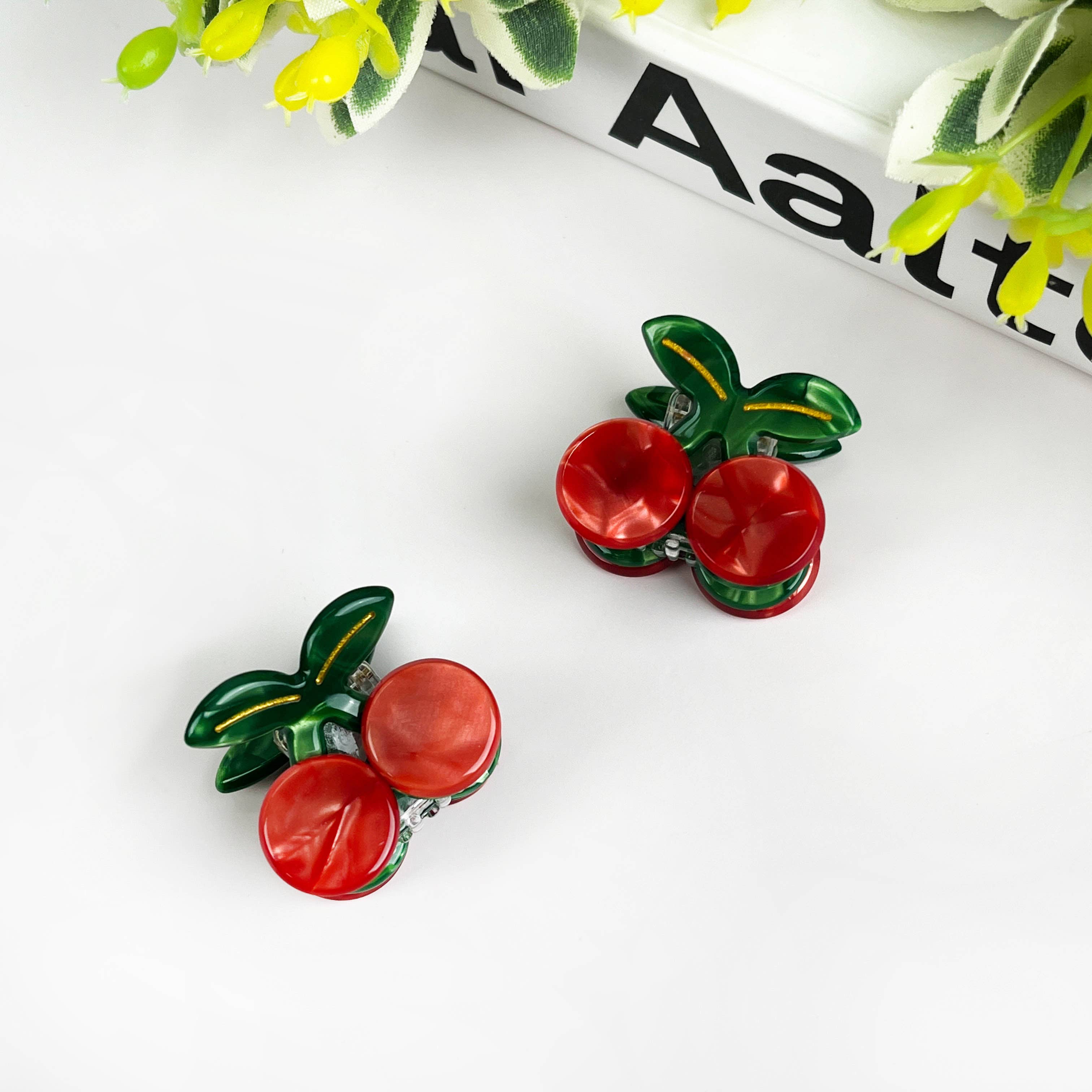 Cherry Mini Claws